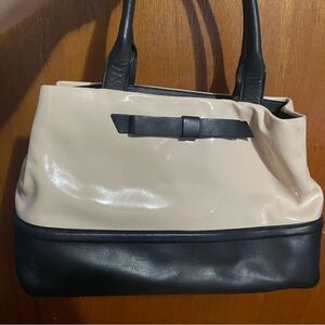 Kate Spade Black and Cream Shoulder Bag